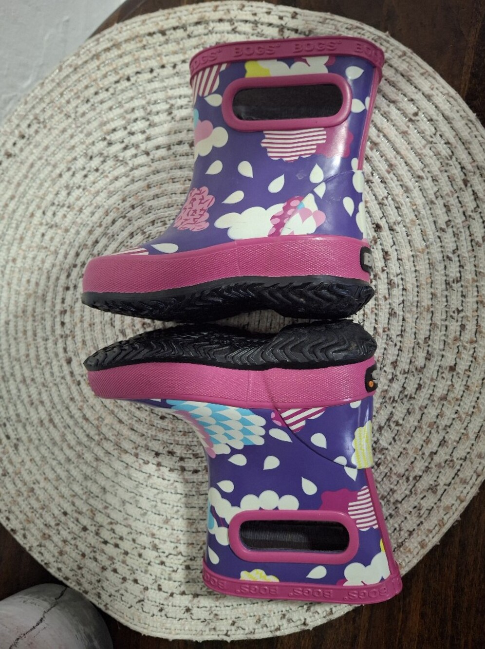 Bogs Kids Purple & Pink Patterned Rain Boots with Cloud Print Size 5. - Picture 5 of 11